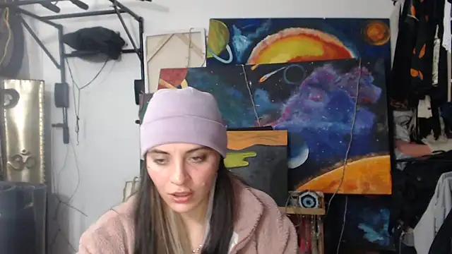 Snapshot of mariecam420 chatting on 13, 3, 2025 mariecam420 online show from 13, 3, 2025