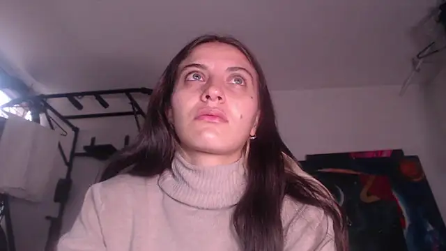 Snapshot of mariecam420 chatting on 15, 9, 2025 mariecam420 online show from 15, 9, 2025