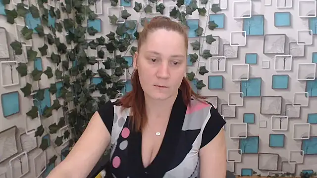 Snapshot of JosieJun_ chatting on 21, 9, 2025 JosieJun online show from 21, 9, 2025