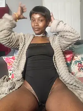 Snapshot of HoneyDropsX chatting on 22, 7, 2026 HoneyDropsX online show from 22, 7, 2026
