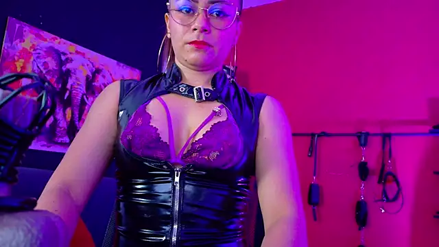 MistressSlut1 online show from 27, 9, 2025