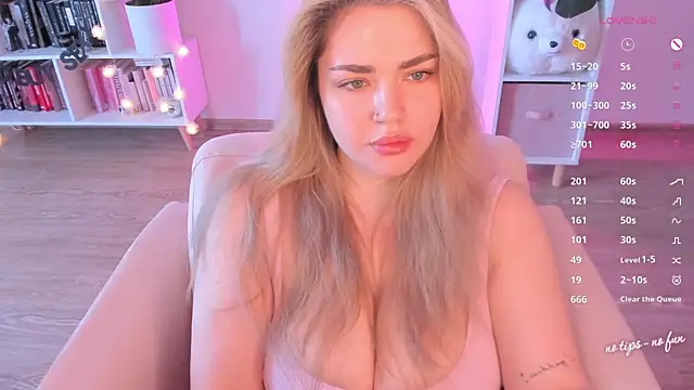 Snapshot of pussy-kattt chatting on 27, 5, 2026 pussy-kattt online show from 27, 5, 2026