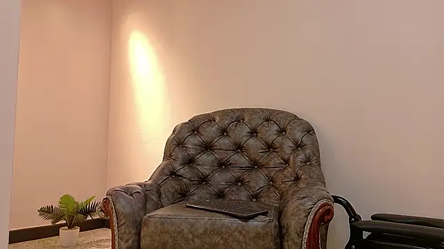 niky smit online show from 8, 3, 2025