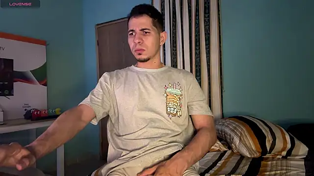 Snapshot of steven_clain chatting on 23, 5, 2026 steven clain online show from 23, 5, 2026