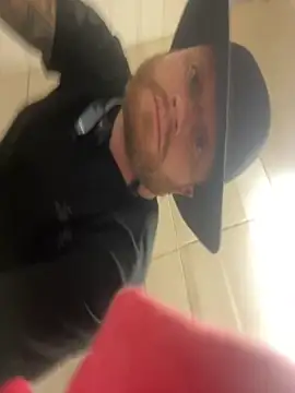 Snapshot of Mackwood89 chatting on 27, 10, 2025 Mackwood89 online show from 27, 10, 2025