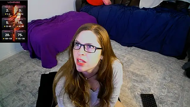 Scarlett Gushes online show from 27, 11, 2025