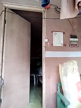 lickmepussy21 online show from 18, 12, 2025