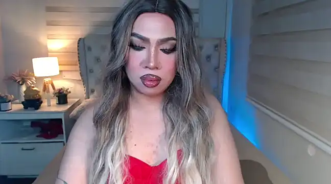 RebecaNextToYou online show from 13, 2, 2025