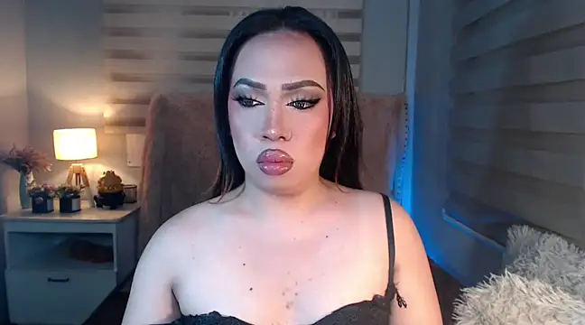 RebecaNextToYou online show from 16, 3, 2025