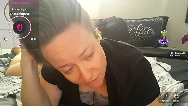 julimonroe online show from 17, 10, 2025