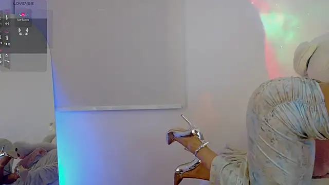 Lia Tinez online show from 2, 3, 2026