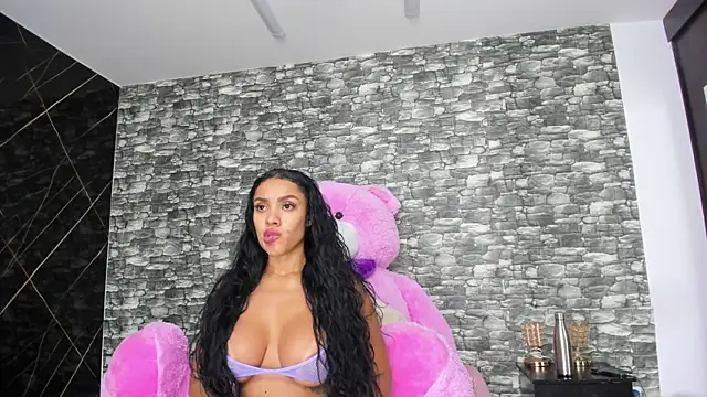 HeidyWillss online show from 10, 1, 2025