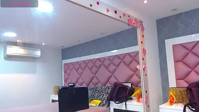 Snapshot of DanielaDuff chatting on 5, 6, 2026 DanielaDuff online show from 5, 6, 2026