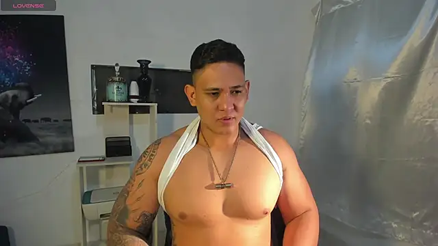 Colton Massif online show from 5, 12, 2024