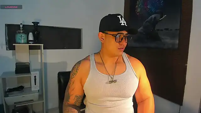 Colton Massif online show from 31, 12, 2024