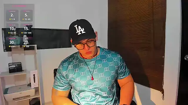 Colton Massif online show from 12, 1, 2025