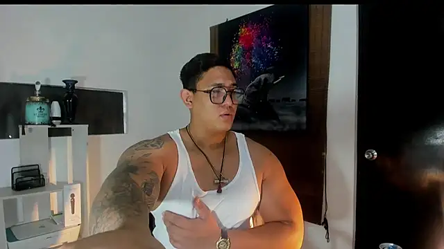 Colton Massif online show from 25, 1, 2025