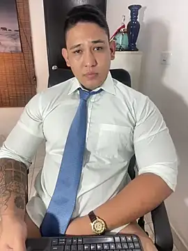 Colton Massif online show from 16, 3, 2025