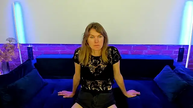 Anabell xxx online show from 13, 10, 2025