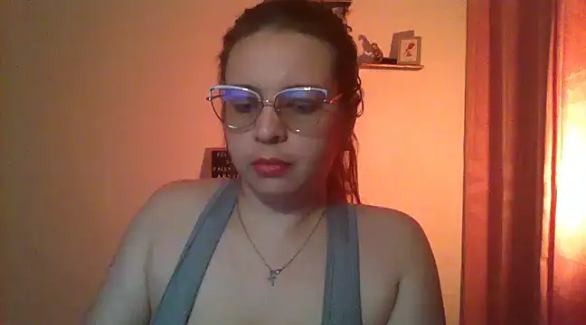 lorenitabella online show from 16, 2, 2025