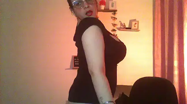 lorenitabella online show from 23, 2, 2025