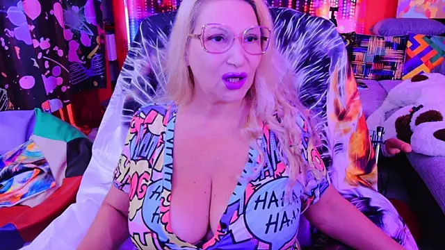 mature lisa naughty online show from 27, 9, 2025