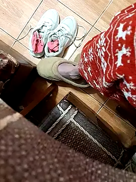 Snapshot of feet_toes chatting on 19, 2, 2025 feet toes online show from 19, 2, 2025