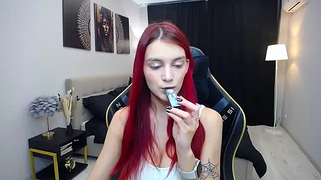 RedLipse online show from 1, 12, 2025