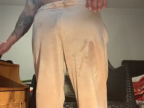 Snapshot of Tyyson03 chatting on 11, 3, 2025 Tyyson03 online show from 11, 3, 2025