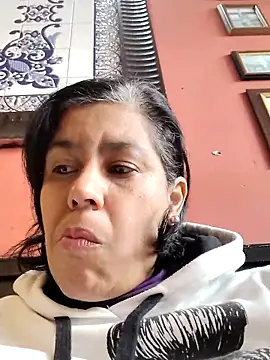 Molly newman6 online show from 16, 1, 2026