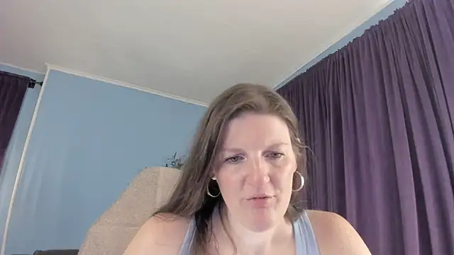 Snapshot of Kelly_Carolina chatting on 5, 6, 2026 Kelly Carolina online show from 5, 6, 2026