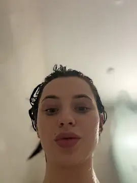 Camilla Railian online show from 14, 12, 2024