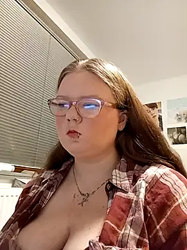 Merle18 online show from 16, 10, 2025