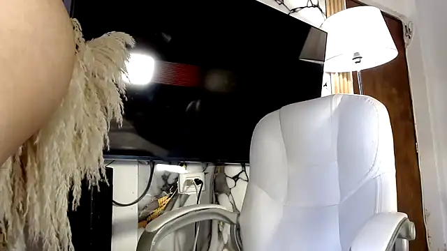 saraplayboy96 online show from 25, 9, 2025