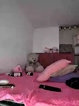 amycute  online show from 7, 12, 2024