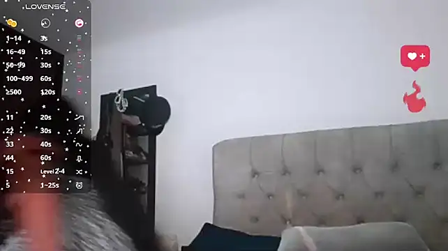 emily rosse09 online show from 7, 11, 2025