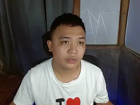 Snapshot of xsweetasian69x chatting on 4, 1, 2025 xsweetasian69x online show from 4, 1, 2025