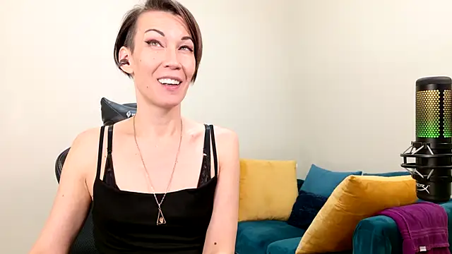 Snapshot of EveEnigma chatting on 13, 2, 2025 EveEnigma online show from 13, 2, 2025