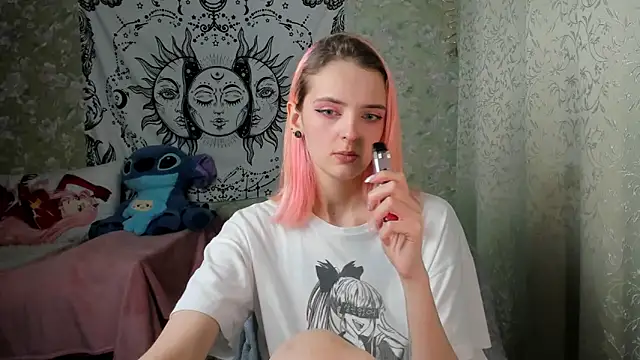 Snapshot of Cutie_Adelia chatting on 6, 2, 2025 Cutie Adelia online show from 6, 2, 2025