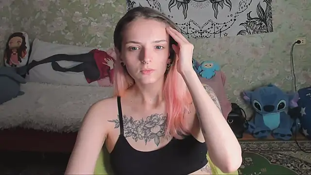 Snapshot of Cutie_Adelia chatting on 28, 9, 2025 Cutie Adelia online show from 28, 9, 2025