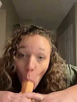 AuroraSummers online show from 25, 2, 2025