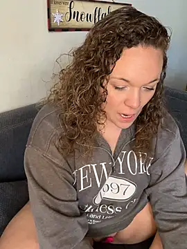 AuroraSummers online show from 12, 1, 2026