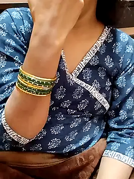 Diya 143 online show from 14, 11, 2025