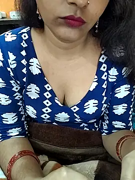 Snapshot of Diya_143 chatting on 5, 2, 2026 Diya 143 online show from 5, 2, 2026