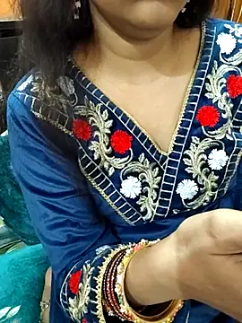 Snapshot of Diya_143 chatting on 14, 2, 2026 Diya 143 online show from 14, 2, 2026