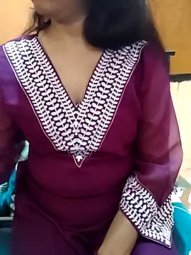 Snapshot of Diya_143 chatting on 28, 2, 2026 Diya 143 online show from 28, 2, 2026