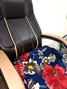 Snapshot of Tamil-hotwife chatting on 20, 3, 2025 Tamil-hotwife online show from 20, 3, 2025