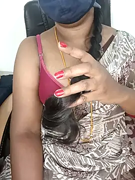 Snapshot of Tamil-hotwife chatting on 22, 3, 2025 Tamil-hotwife online show from 22, 3, 2025