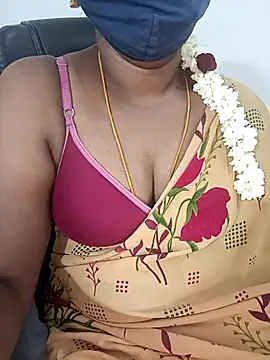 Snapshot of Tamil-hotwife chatting on 18, 9, 2025 Tamil-hotwife online show from 18, 9, 2025