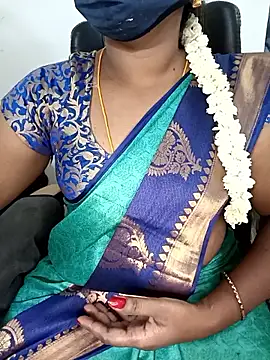 Snapshot of Tamil-hotwife chatting on 19, 9, 2025 Tamil-hotwife online show from 19, 9, 2025